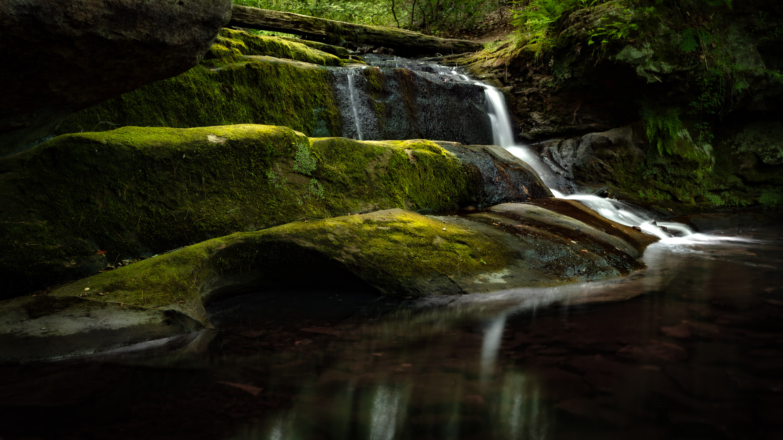 Falls